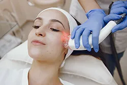 Espace Ocean Jouvence, centre spécialisé en soins anti-âge, esthétique avancée et cosmétique marine, expertise médicale et bien-être - Ollioules